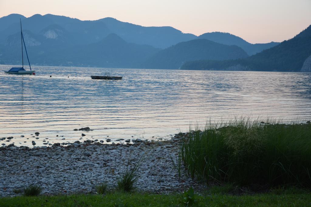Appart Weisse Urlauben Am Wolfgangsee Sankt Gilgen Szoba fotó